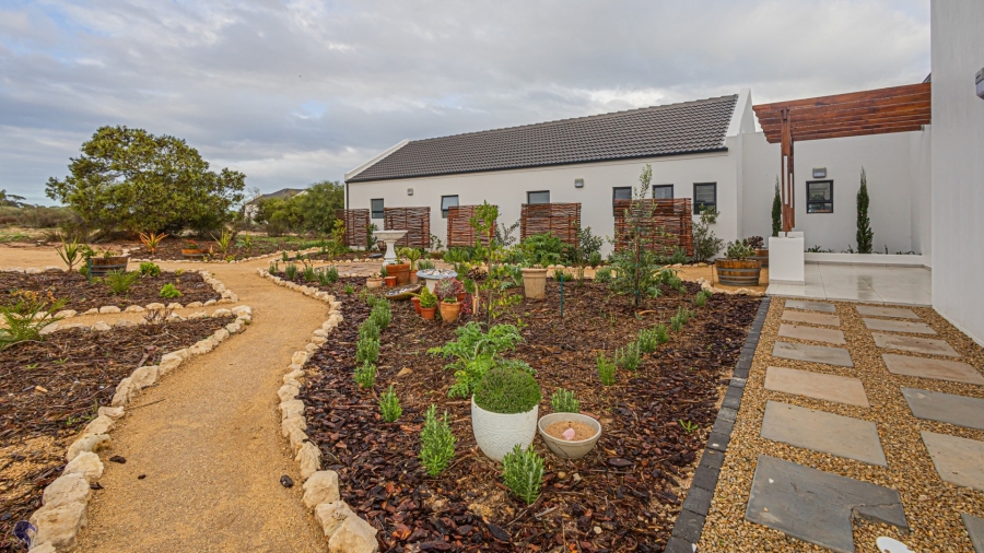 9 Bedroom Property for Sale in Long Acres Country Estate Western Cape